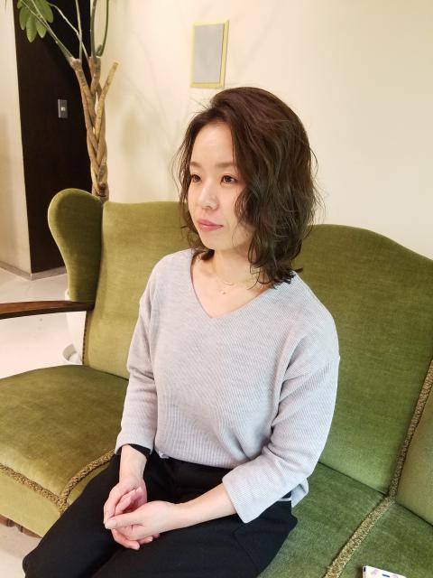 ヘアに動きを加えて